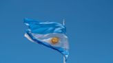 Economía argentina cae por cuarto mes consecutivo en febrero
