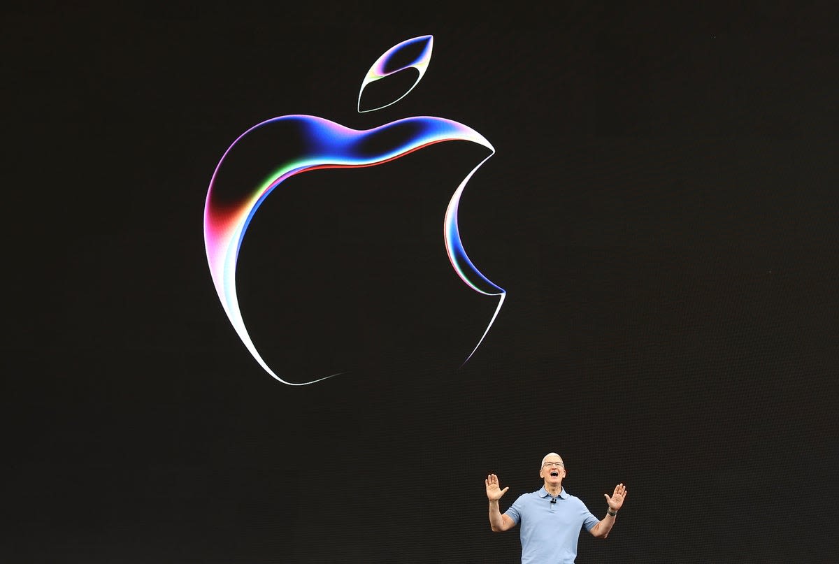 Apple event - live: New iPads, Pencil and Keyboard launched at company’s first event in months