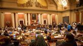 In chaotic close, Minnesota lawmakers fail to pass projects bill, equal rights amendment