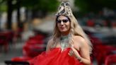 'Drag Queen' que portará la antorcha olímpica desea enviar un poderoso mensaje