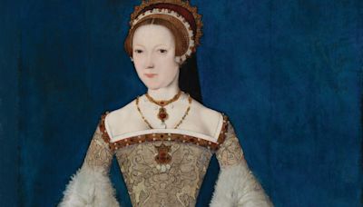 Katherine Parr: power, patronage and the first full-length portrait of an English queen