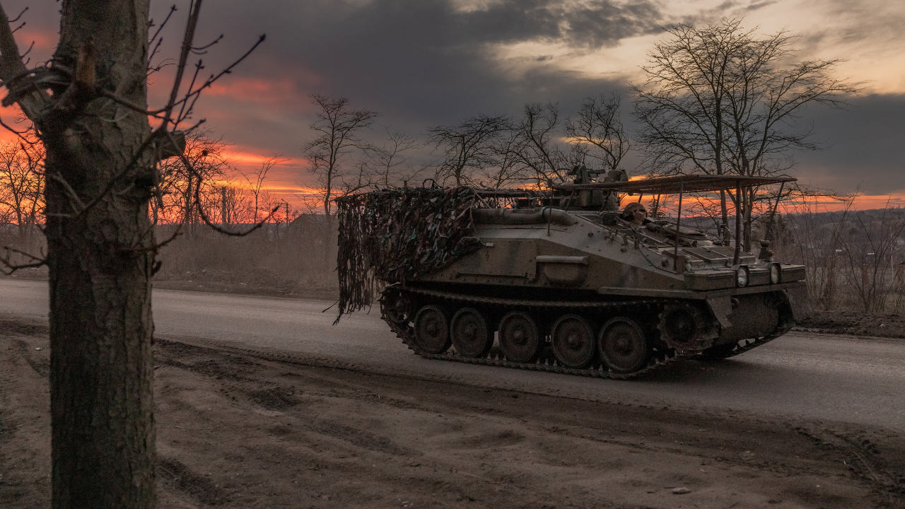 Ukraine's army retreats from positions in strategic town as Russian troops close in