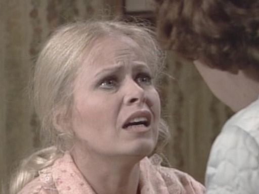 How All In The Family Turned Sally Struthers' Life 'Upside Down' - SlashFilm