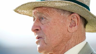 Sir Geoffrey Boycott diagnosed with throat cancer for the second time