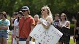 Judge temporarily blocks Kentucky's near-total abortion ban