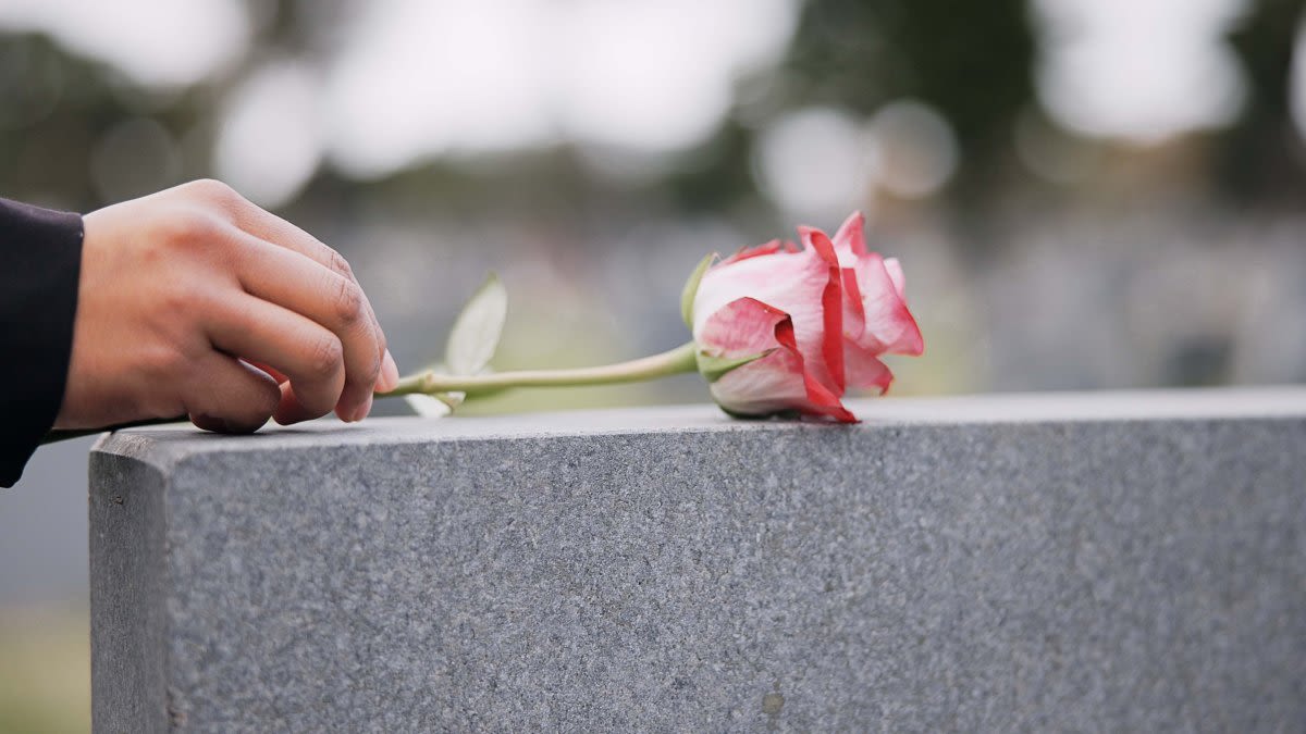 NJ man pretended to own headstone company, scammed grieving families by failing to deliver