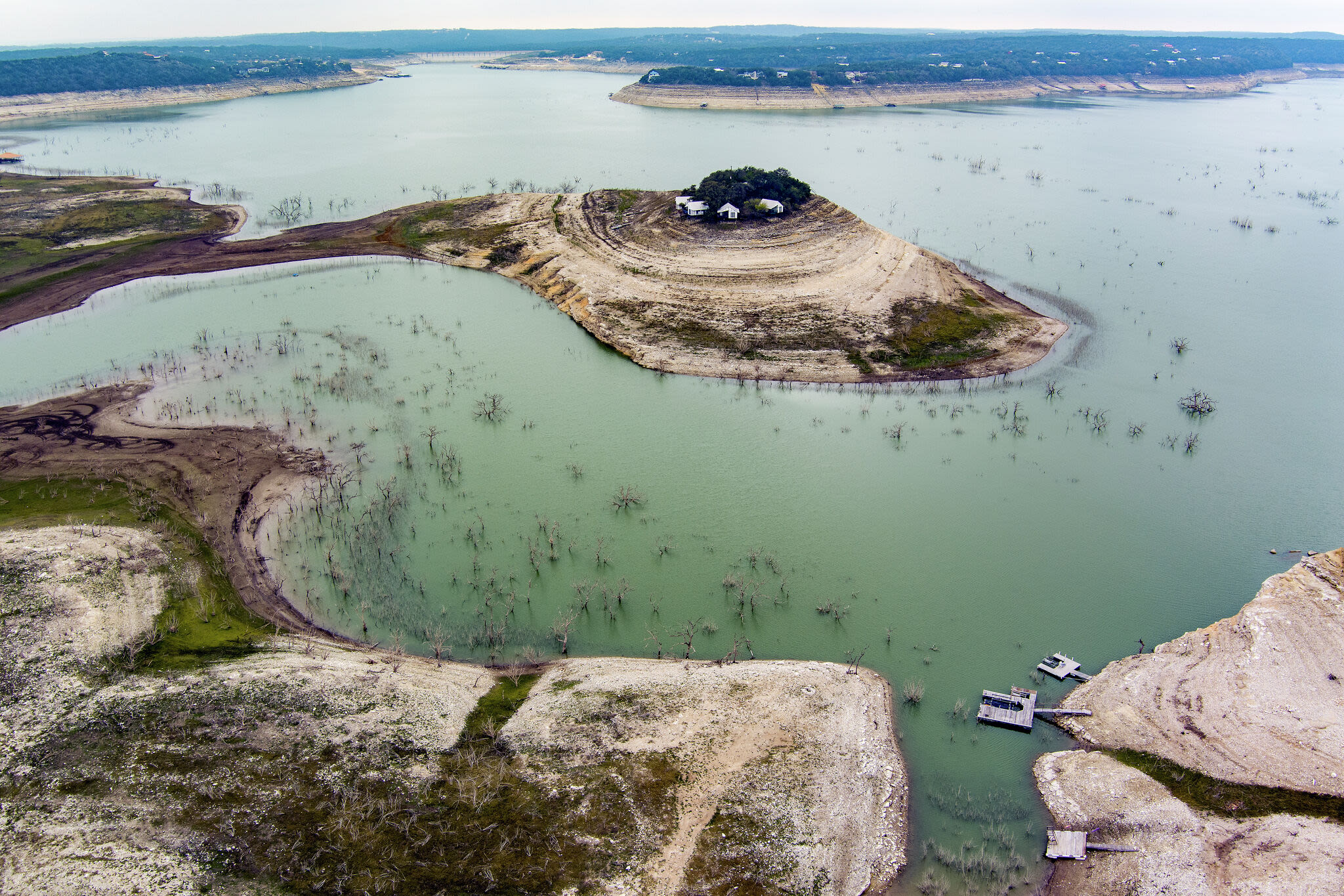 Medina Lake drops to historic low