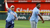 Watch: Cowboys legends Michael Irvin, Drew Pearson throw first pitch at Rangers game