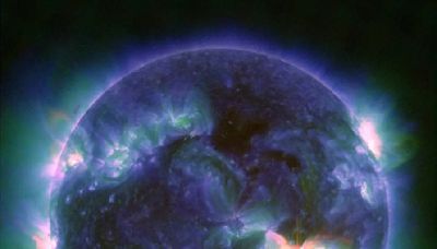 Strong solar storm hits Earth, could disrupt communications and produce northern lights in US