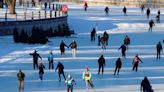 La mayor pista de hielo natural del mundo reabre en Canadá