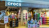 Crocs stock price is firing on all cylinders: 18% jump is likely | Invezz