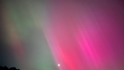 PHOTOS: aurora borealis lights up East Tennessee skies