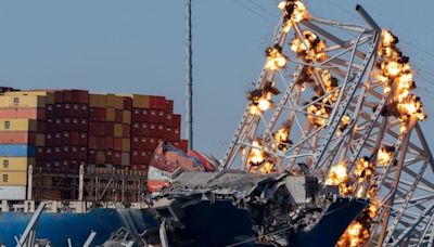 El carguero Dali sería reflotado esta semana después de que explosivos retiraran del buque algunos restos del puente de Baltimore