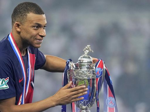 Kylian Mbappé se despide del PSG como campeón luego de ganar la Copa de Francia