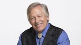 Country music legend John Conlee still sees world through 'Rose Colored Glasses'