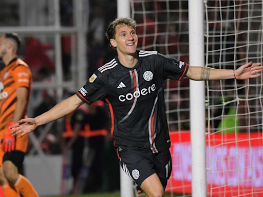 ...Copa de la Liga: River estaba quedando eliminado, pero finalizó primero e Independiente quedó afuera de una manera insólita ante Talleres; Barracas, Argentinos y Vélez...