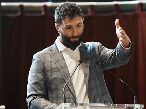 Jon Rahm escala a tercera posición y se lanza tras la pista de Tyrrell Hatton en Nashville