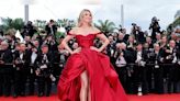 Hingucker auf dem roten Teppich: Heidi Klum im glamourösen Abendkleid