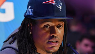 For Dont'a Hightower, it was either golf or coach. Patriots' Jerod Mayo made the decision easy