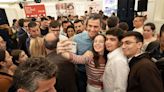 Pedro Sánchez reaparece por sorpresa en Barcelona: primer baño de masas tras sus días de reflexión