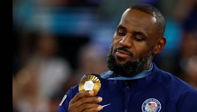 LeBron James superó en oros a Jordan y no dudó en mostrar su respeto