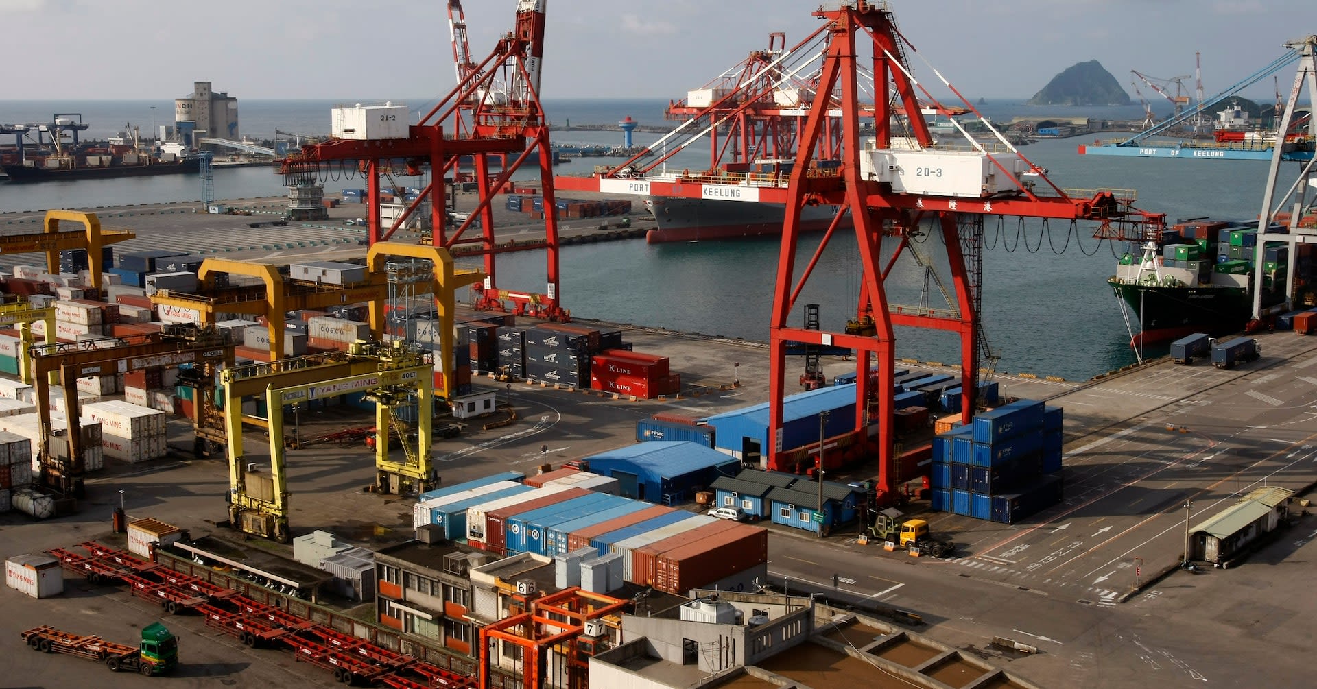 Taiwan June export orders miss forecast, China demand weakens