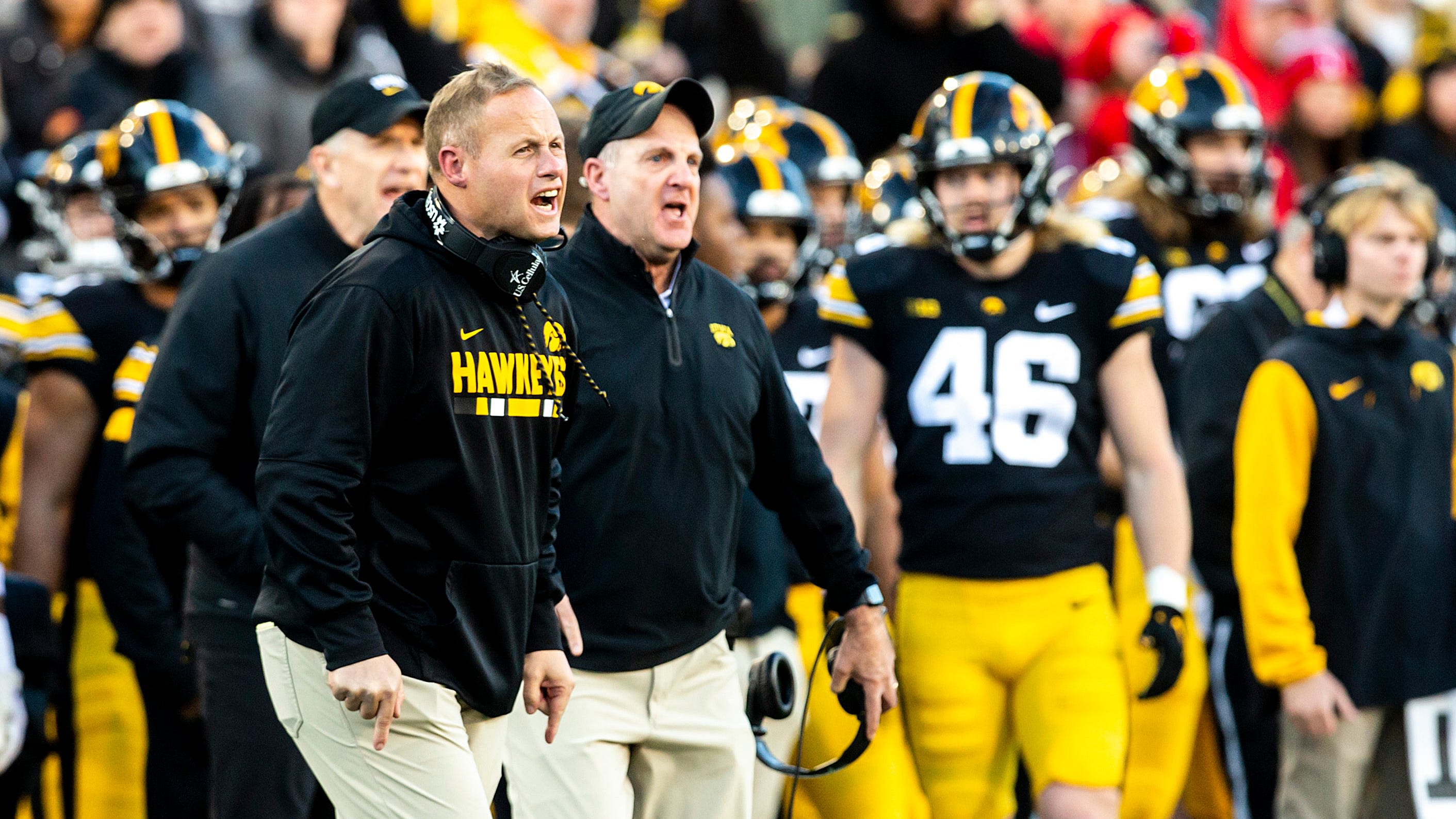 Iowa football worst-case scenario: Defense should prevent Hawkeyes from falling below 7 wins