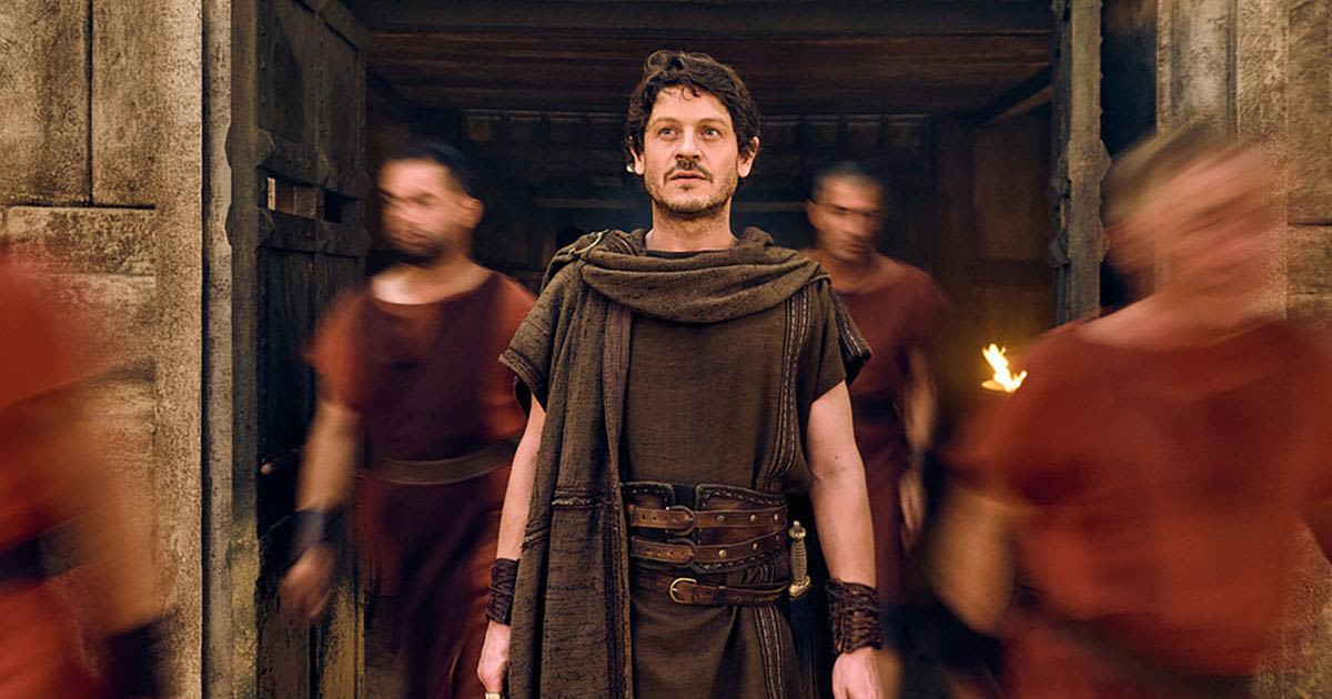 Iwan Rheon as Tenax in Peacock’s “Those About to Die.”