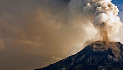 菲律賓火山噴發 煙柱高達5000米