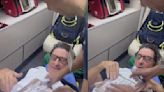 VIDEO: Hombre con fractura en pelvis llega en ambulancia a casilla para votar; "mis respetos"