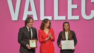 El Rayo Vallecano, condecorado con la Gran Cruz de la Orden del Dos de Mayo