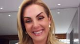 Ana Hickmann posta fotos raras em família para lembrar aniversário do irmão