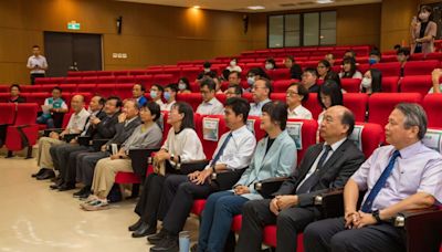 翁章梁出席第三屆「智慧機器人產學研習營」開幕式