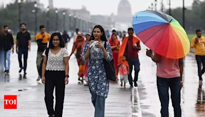 Delhi witnesses coolest and wettest September in 3 years, but rainfall unlikely over next 7 days - Times of India