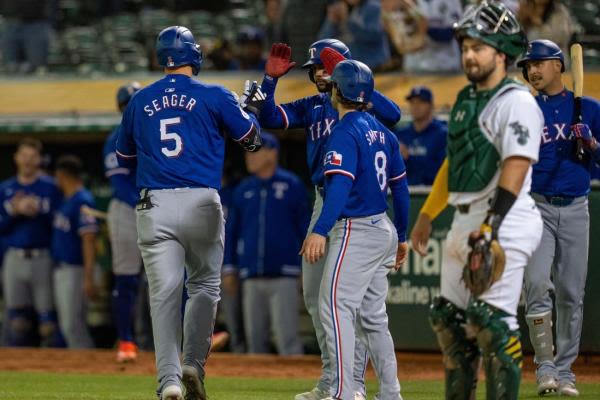 Corey Seager's 8th-inning blast boots Rangers past A's