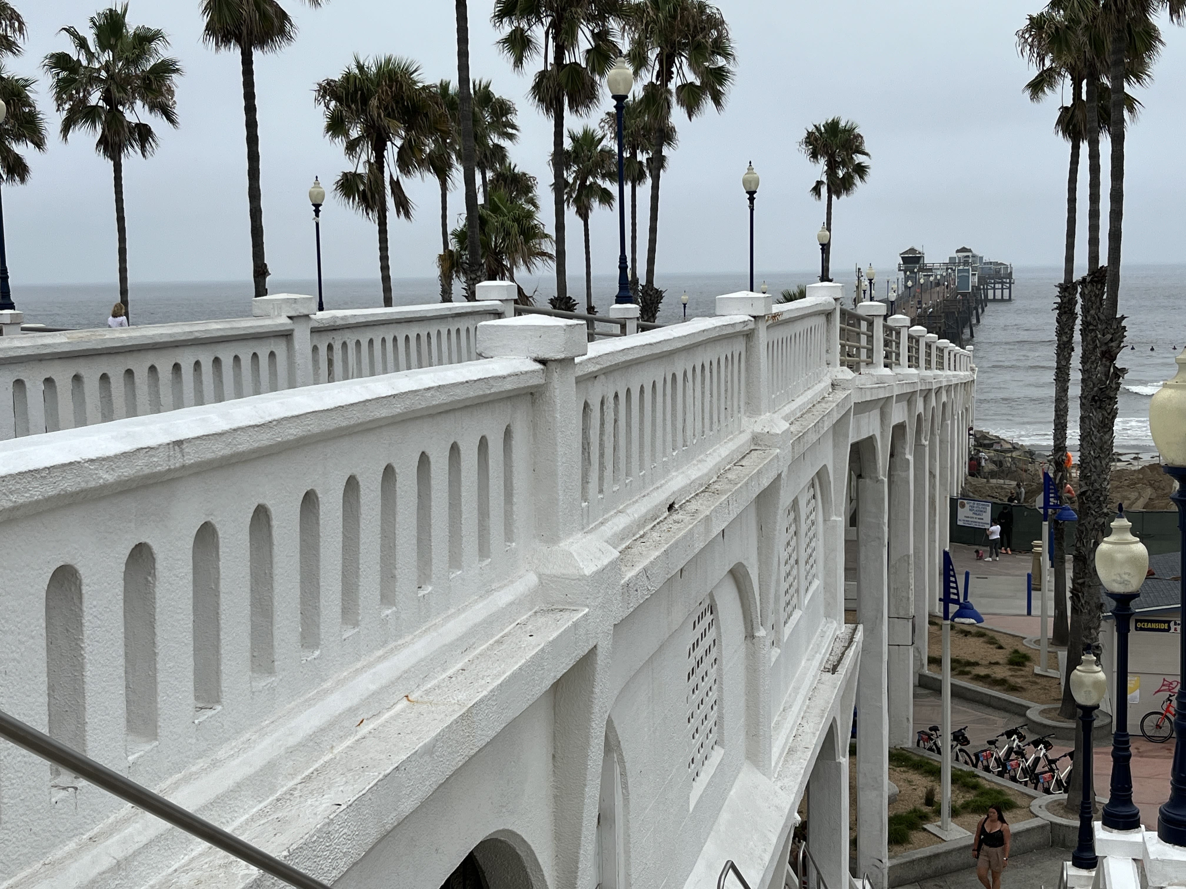 Fire breaks out on Oceanside Pier