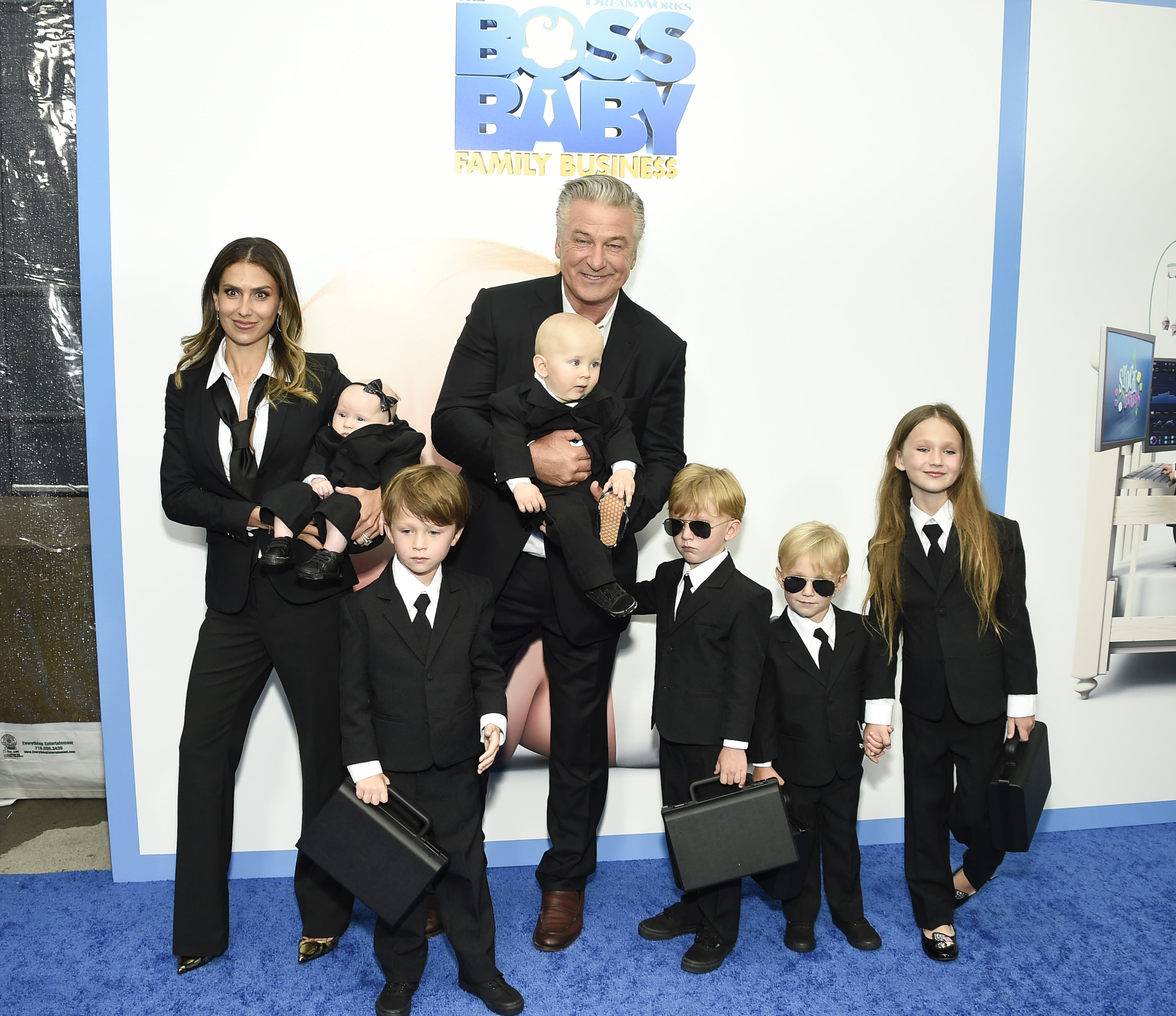 Alec and Hilaria Baldwin (and their 7 kids) to star in TLC reality show 'The Baldwins'