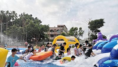 沙鹿北勢國中涼爽兩天 蔴園翻暑節水樂園 親子同樂涼一夏