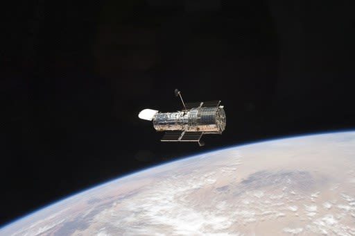 NASA's Hubble Space Telescope temporarily pauses observations after malfunction