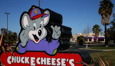 The Chuck E. Cheese band delays retirement with an encore at 3 more stores