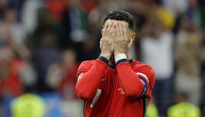 Cristiano Ronaldo falla penal en tiempo extra y rompe en llanto