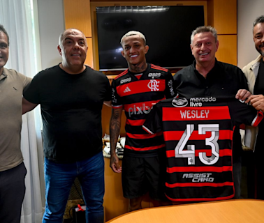 Flamengo renova contrato de Wesley até o fim de 2028