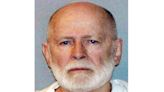 Acusan a tres hombres de matar a golpes al gángster James “Whitey” Bulger