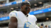 LB Kenneth Murray set to have green dot, call Chargers defense vs. Titans