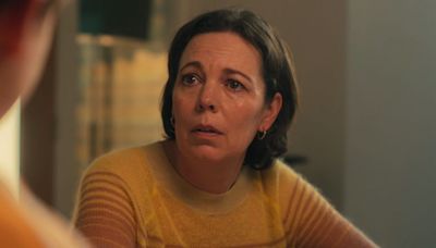 After Olivia Colman Announced She Will Not Be Returning to Heartstopper Season 3, The Creator And Fans Take ...