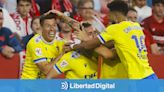 El Cádiz sigue vivo con agonía y el Rayo Vallecano roza la permanencia virtual