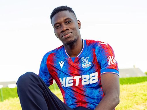 Crystal Palace sign Senegal winger Sarr from Marseille