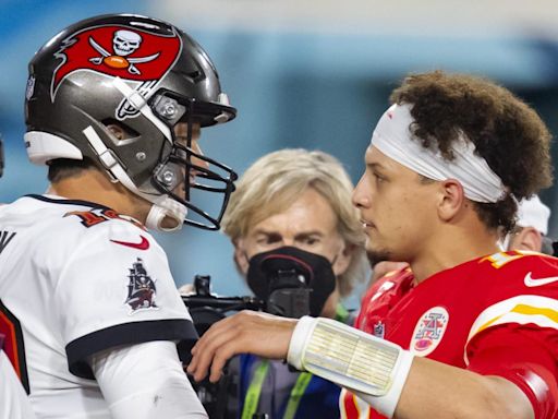 Patrick Mahomes Doesn't Plan on Following Former Bucs' QB Brady When it Comes to a Roast