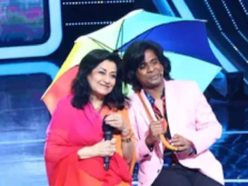 On Reality Show, Gaurav More Recreates Rimjhim Gire Sawan With Moushumi Chatterjee - News18