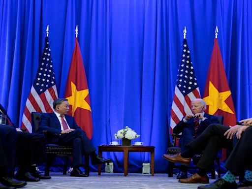 Biden, Vietnam's President To Lam discuss strengthening ties amid China-Russia concerns